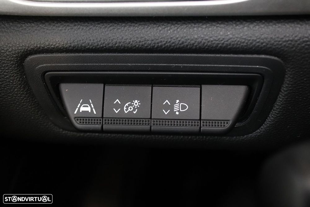 Renault Captur 1.0 TCe Techno Bi-Fuel - 20