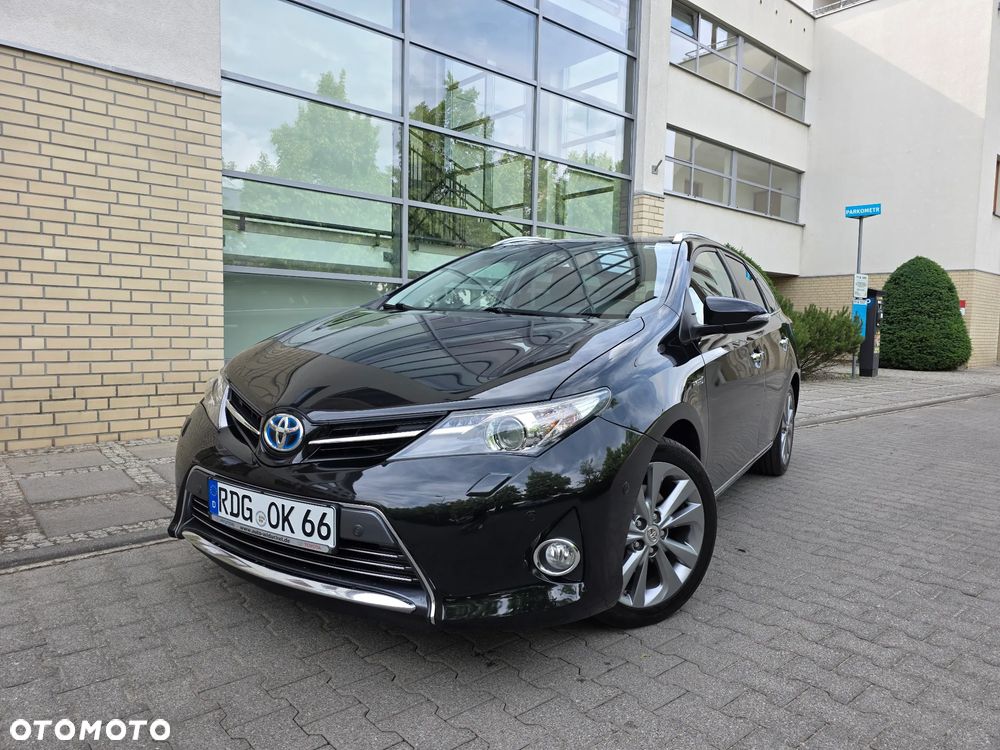 Toyota Auris - 1