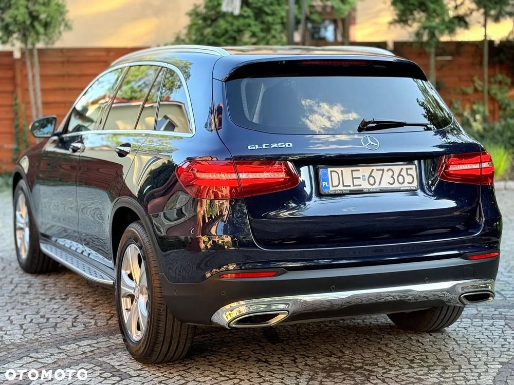 Mercedes-Benz GLC - 2
