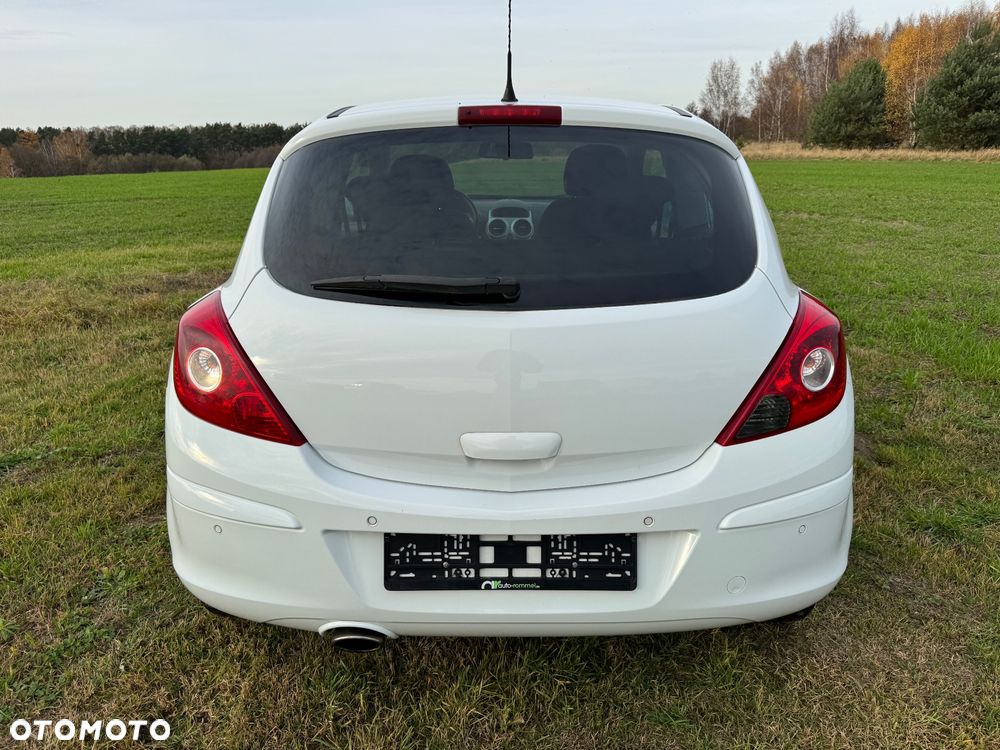 Opel Corsa 1.4 16V Satellite - 8