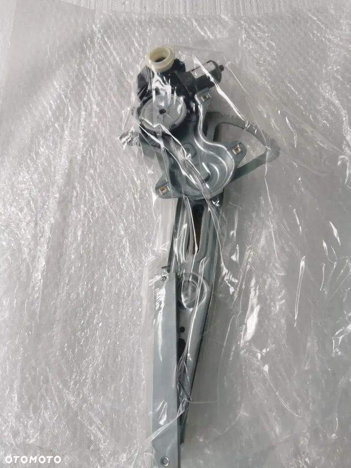 Toyota Avensis  III  podnośnik szyby 69810-05071 - 1