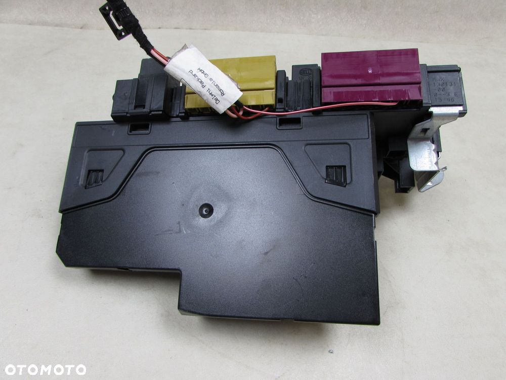 MERCEDES W204 LIFT 12-18 MODUL STEROWNIK SAM SKRZYNKA BEZPIECZNIKOW 2049060205 5DK01102211 - 5