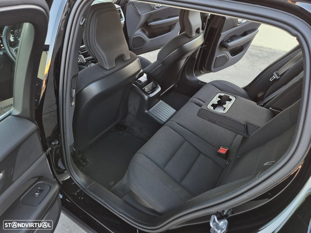 Volvo V60 2.0 T6 AWD TE Inscription - 25