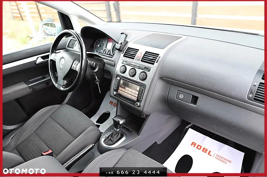 Volkswagen Touran 2.0 TDI DPF DSG Goal - 15