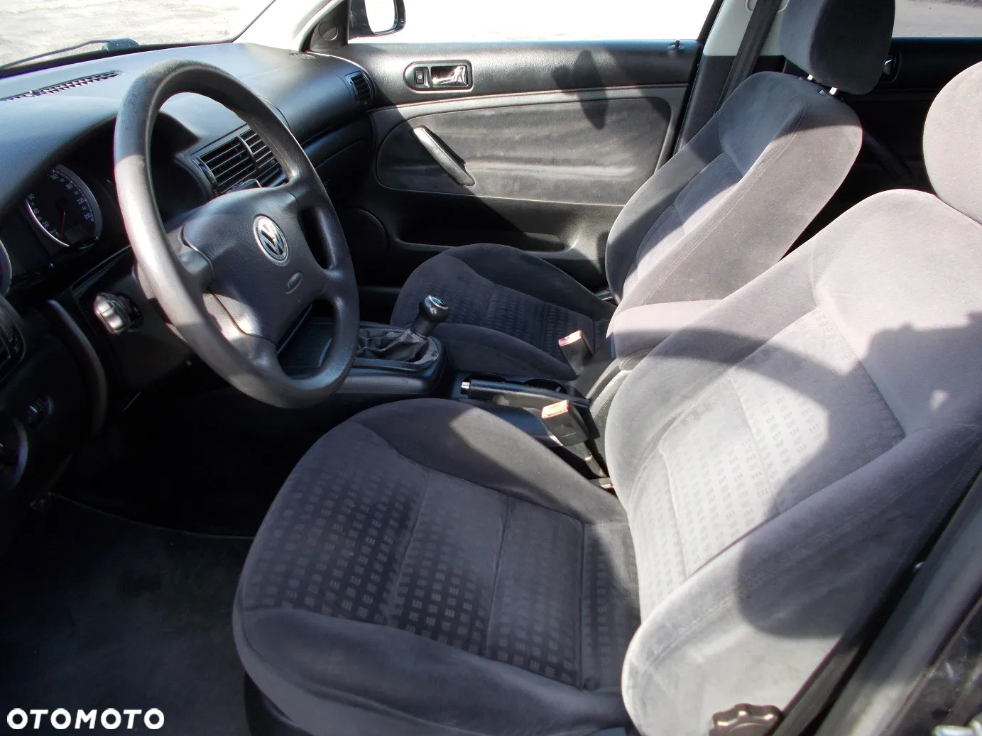 Volkswagen Passat Variant 1.6 Comfortline - 17