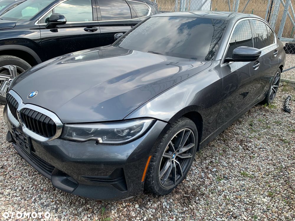 BMW Seria 3 330i xDrive - 3