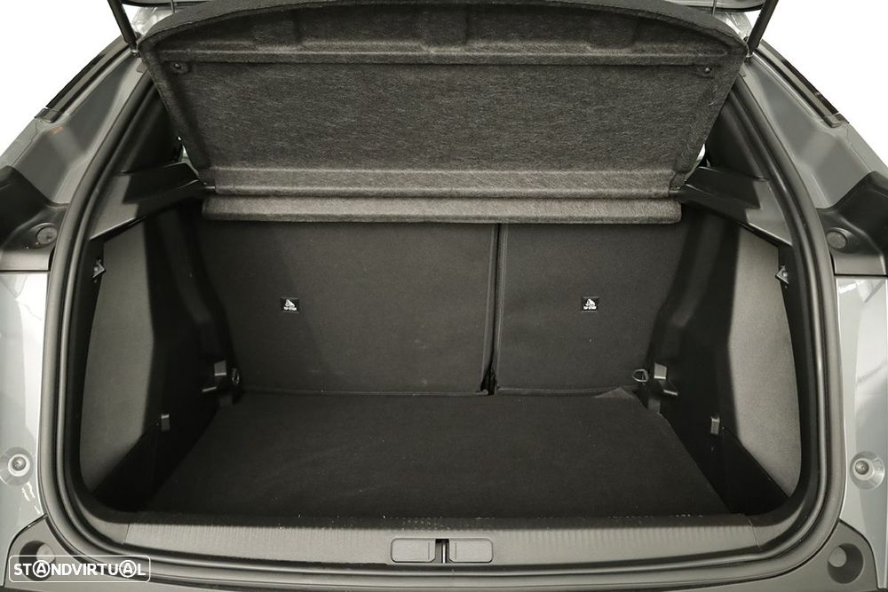 Peugeot 2008 1.5 BlueHDi Active EAT8 - 23