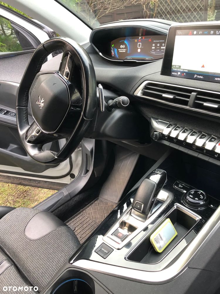 Peugeot 5008 1.2 PureTech Allure S&S EAT8 - 14