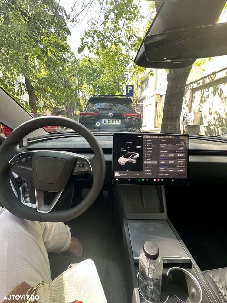 Tesla Model 3 Long Range - 9