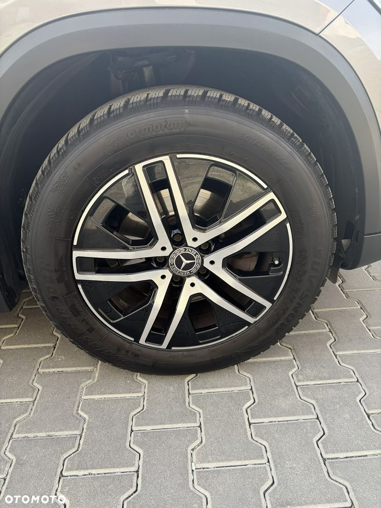 Mercedes-Benz GLA - 6