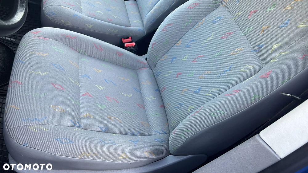 Volkswagen Transporter T5 - 10