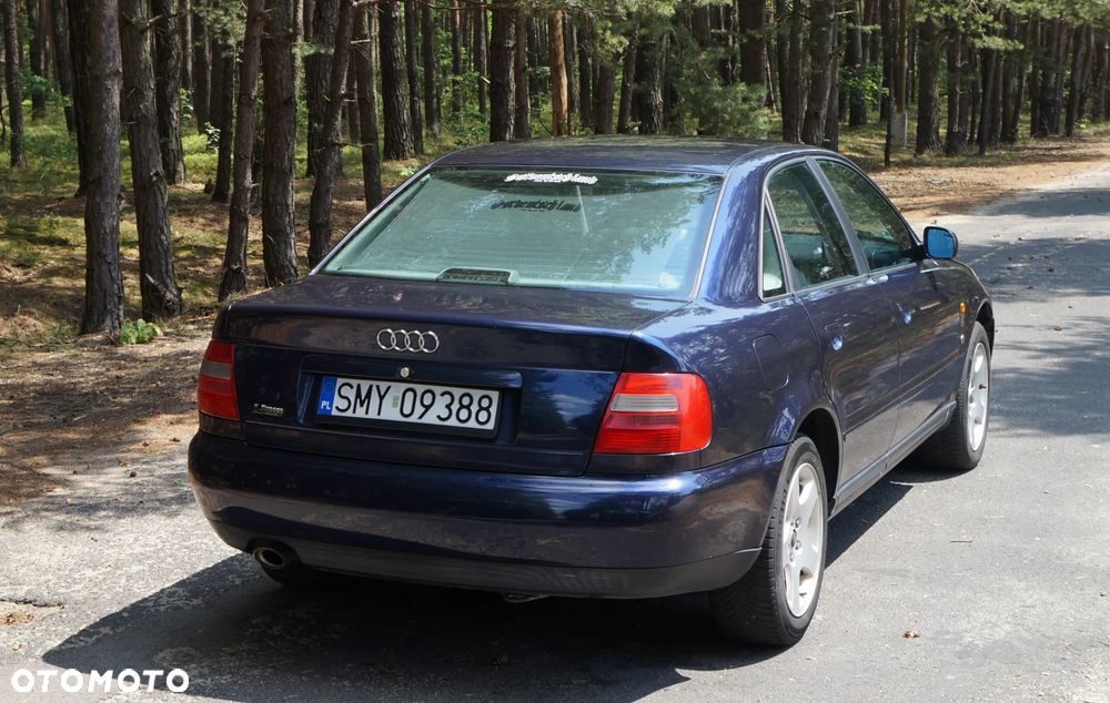 Audi A4 Limousine - 23