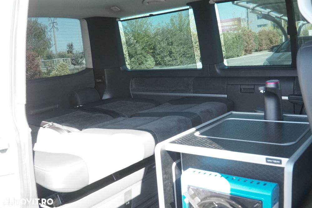 Volkswagen Multivan - 21