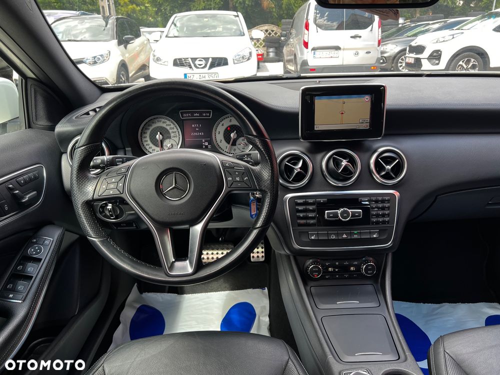 Mercedes-Benz Klasa A 250 7G-DCT AMG Line - 22