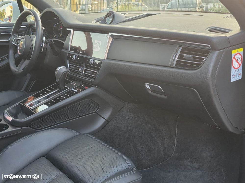 Porsche Macan 2.0T - 18