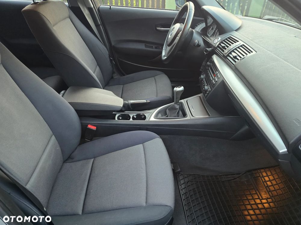BMW Seria 1 118d - 21