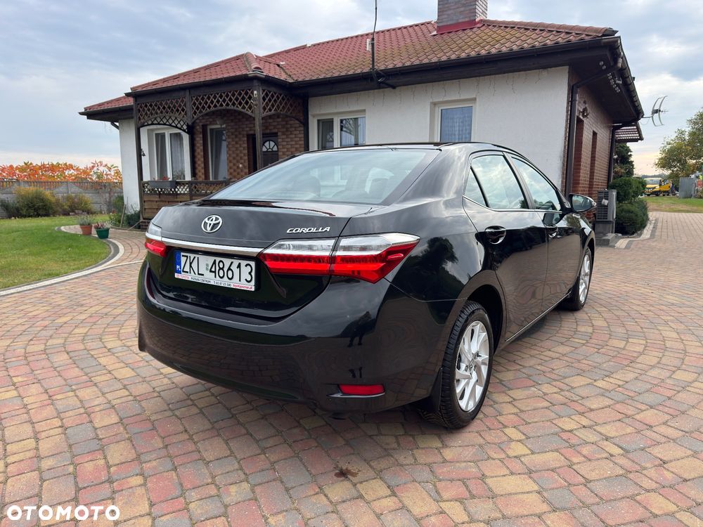 Toyota Corolla - 15