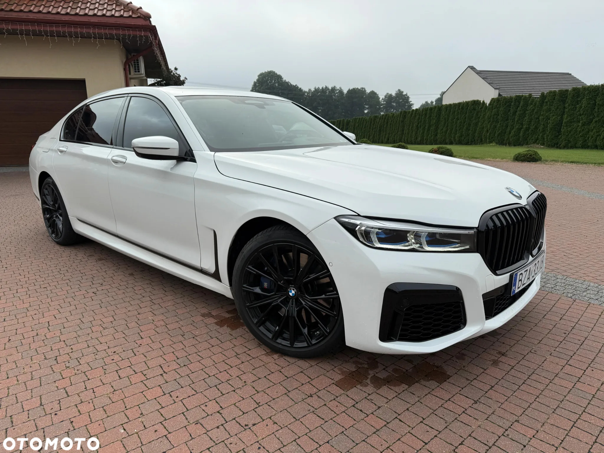 BMW Seria 7 750Li xDrive sport - 3