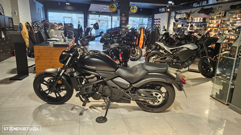 Kawasaki Vulcan S - 8