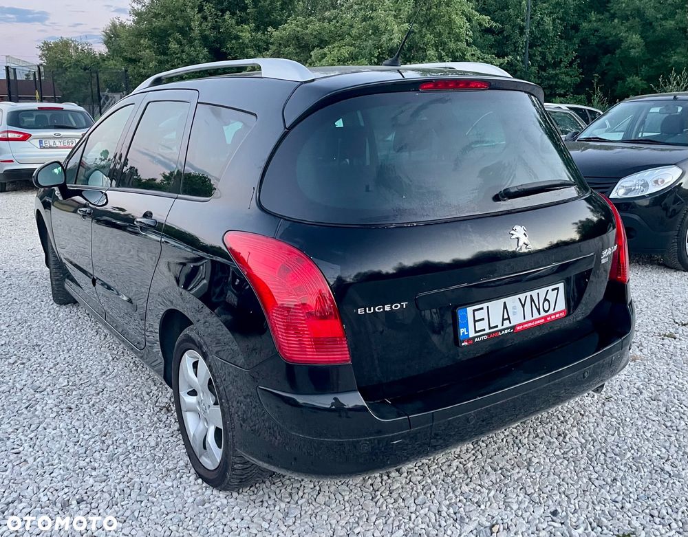 Peugeot 308 - 8