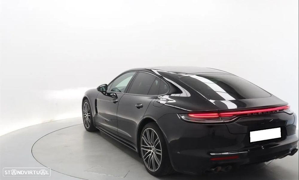 Porsche Panamera 4 E-Hybrid - 5