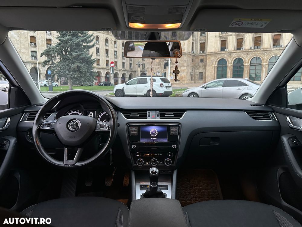 Skoda Octavia 1.6 TDI Ambition - 7