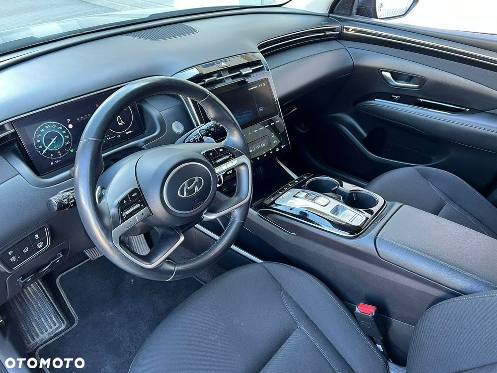 Hyundai Tucson 1.6 T-GDi HEV Executive 4WD - 11