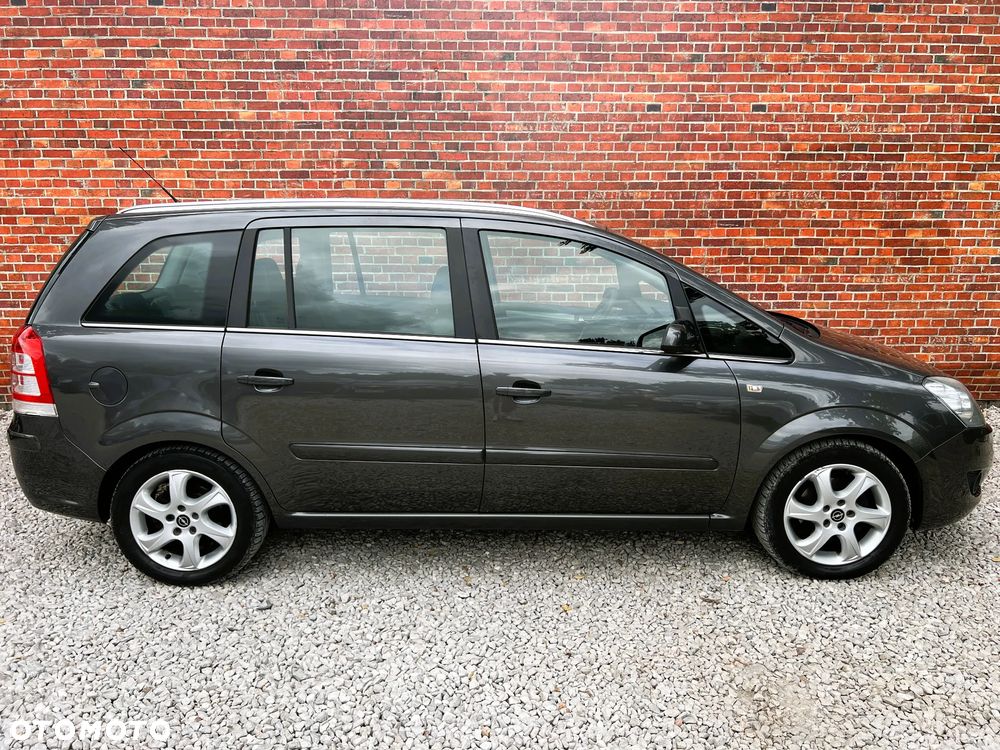Opel Zafira - 41