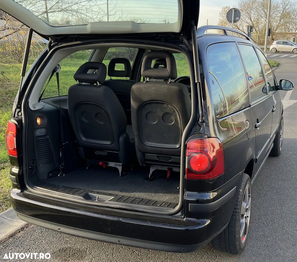 Volkswagen Sharan 1.9 TDI Exclusive Edition - 7