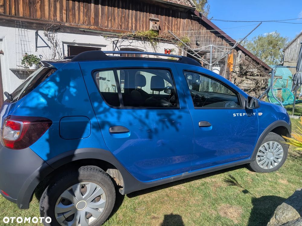 Dacia Sandero 0.9 TCe Laureate - 4