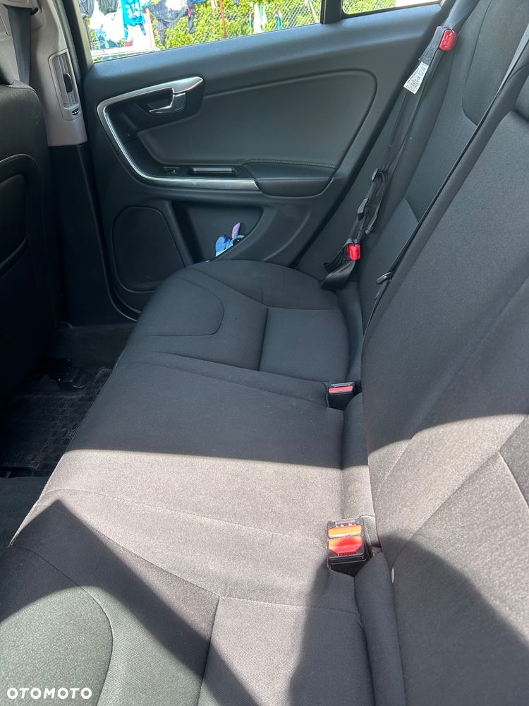 Volvo V60 - 8