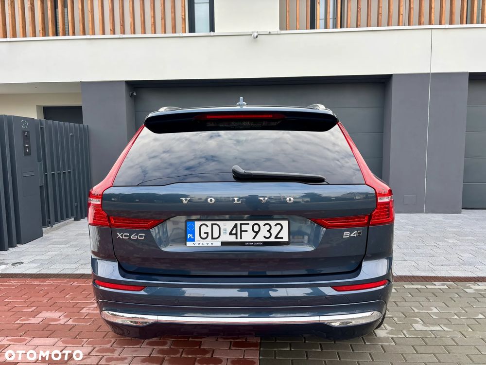 Volvo XC 60 B4 D Plus Bright - 9