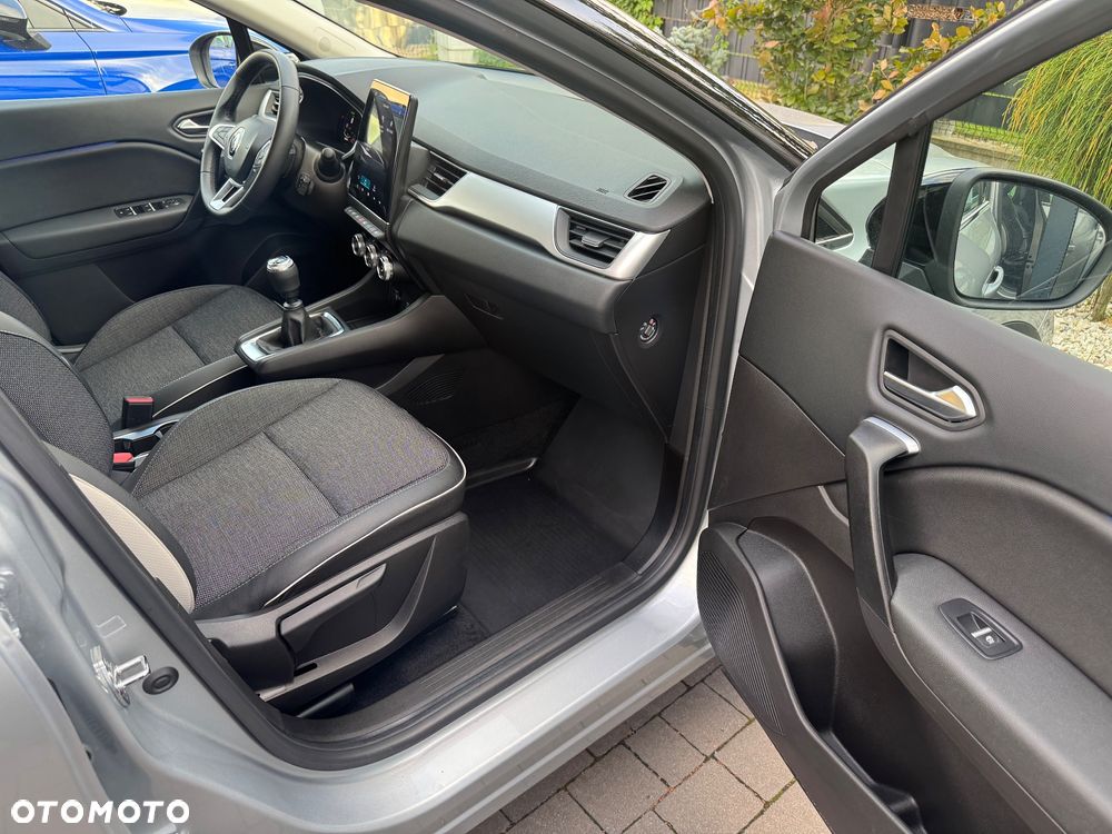 Renault Captur TCe Mild Hybrid 140 TECHNO - 30