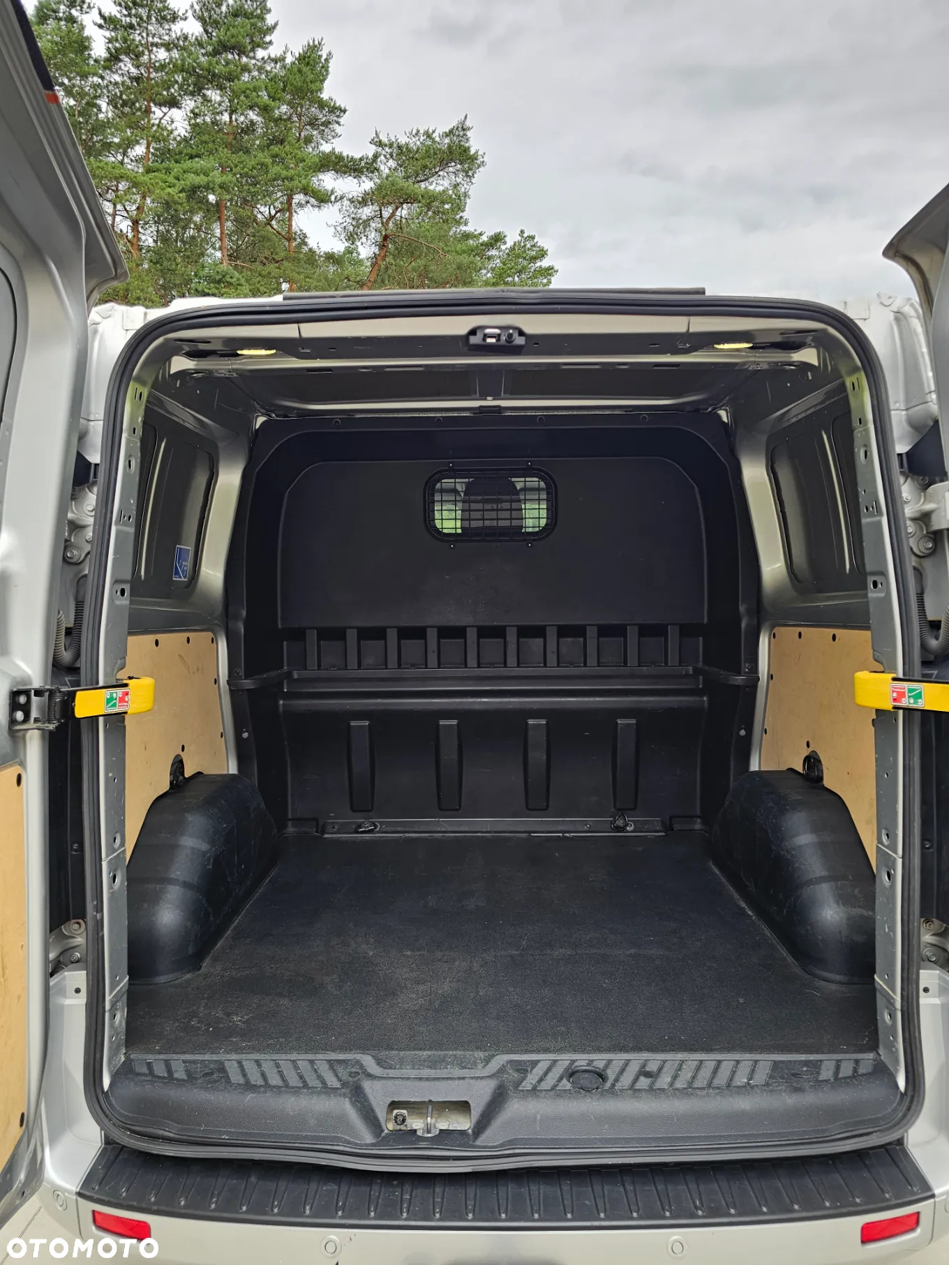 Ford Transit Custom Kombi 320 L1H1 Sport - 17