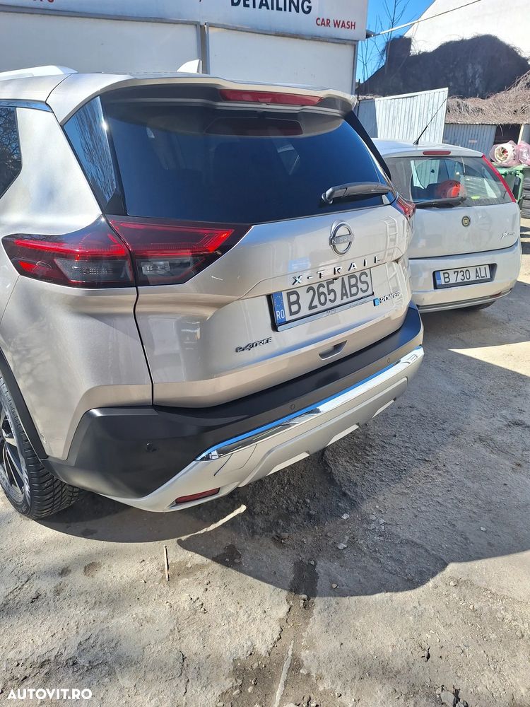 Nissan X-Trail e4ORCE 5 locuri Tekna - 7