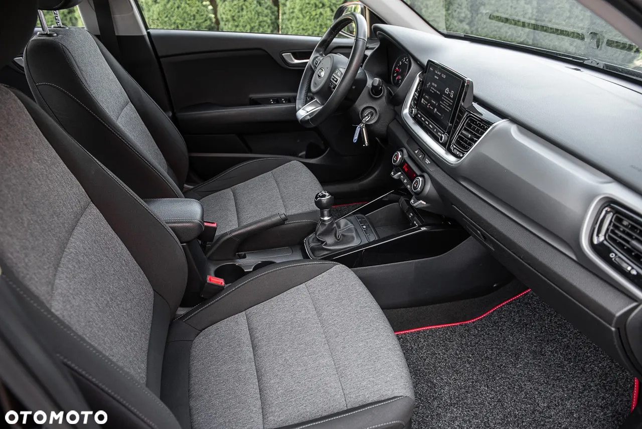 Kia Stonic - 29