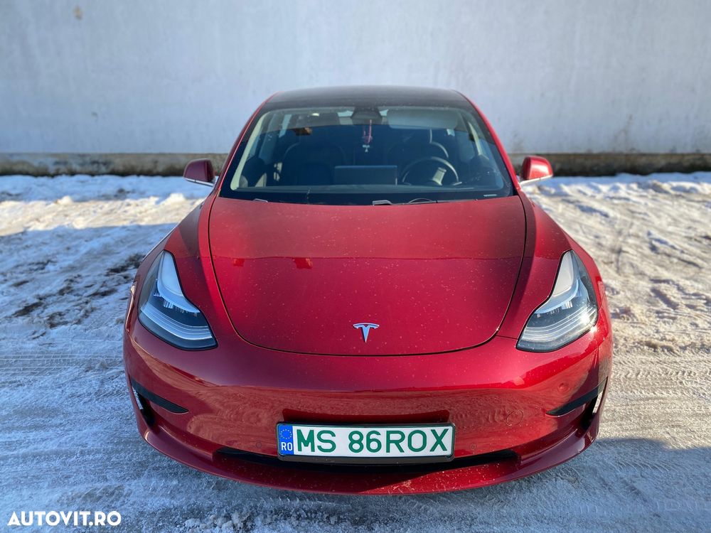 Tesla Model 3 - 11