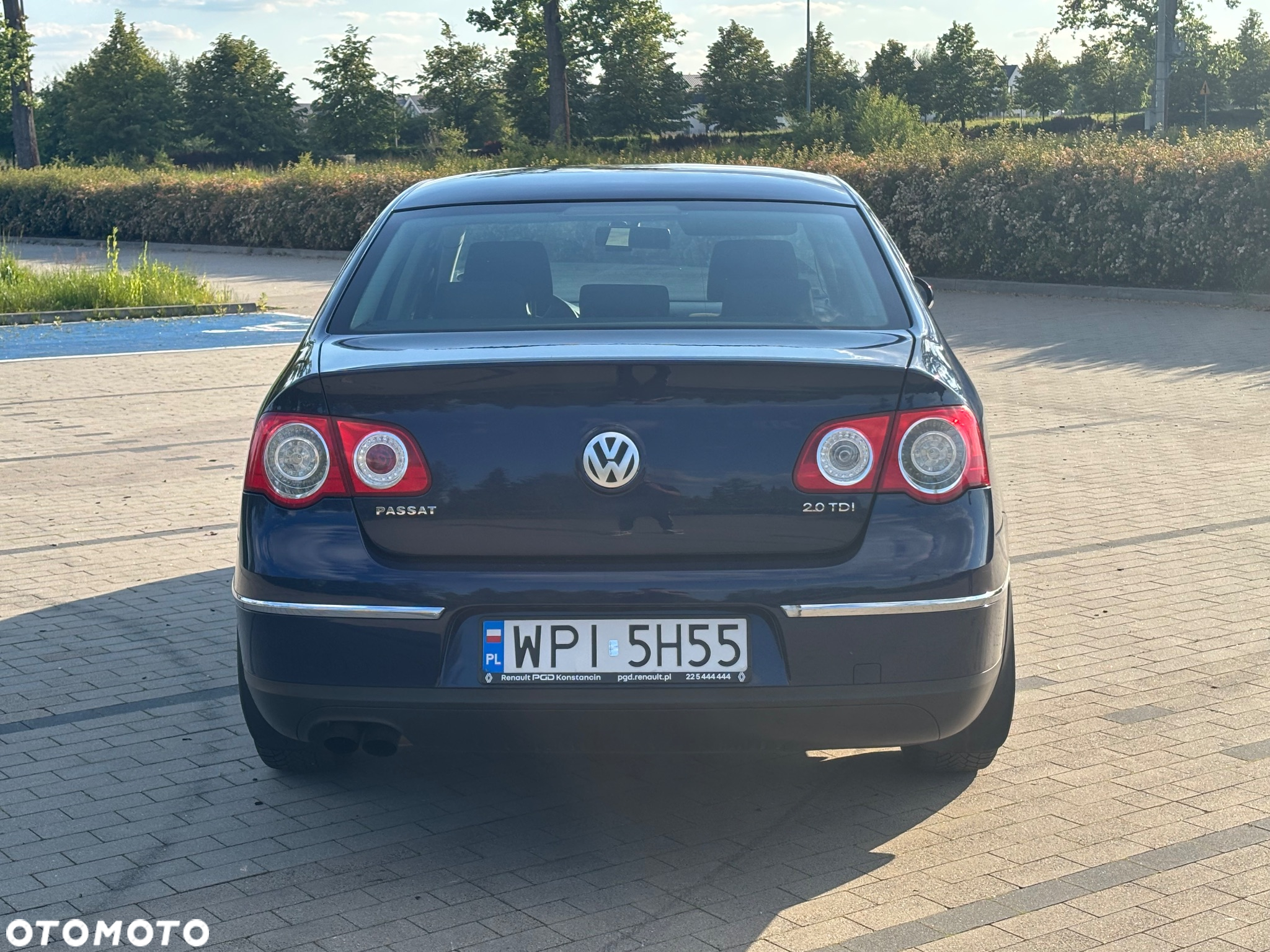 Volkswagen Passat 2.0 TDI Comfortline - 13