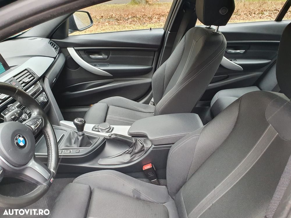 BMW Seria 3 320d - 14