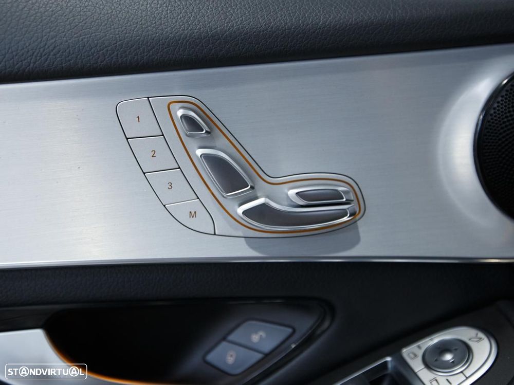 Mercedes-Benz GLC 300 e Coupé 4Matic - 15