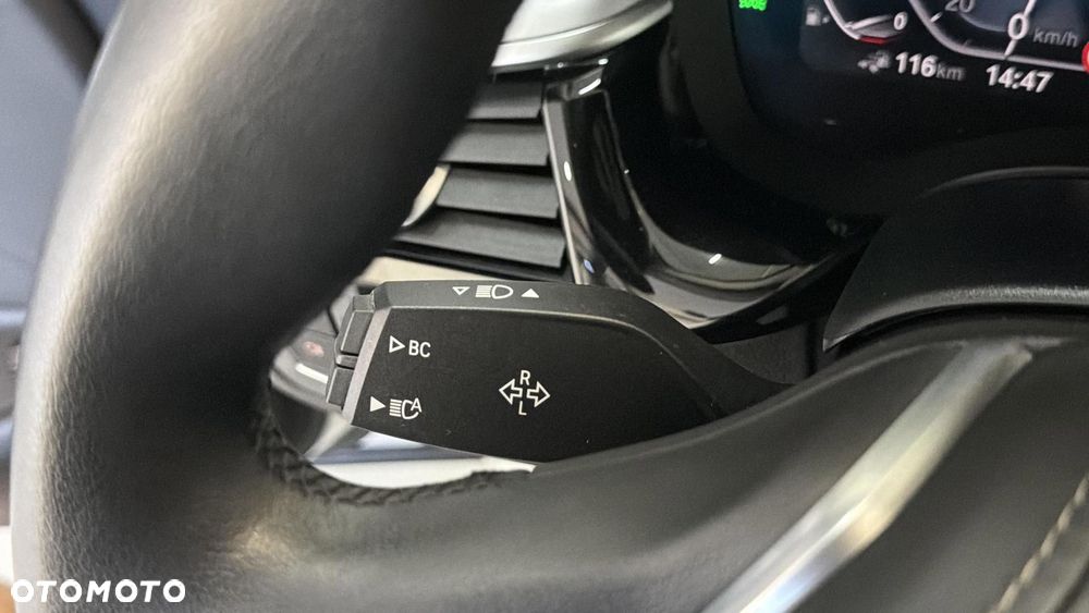 BMW Seria 5 530e xDrive - 24