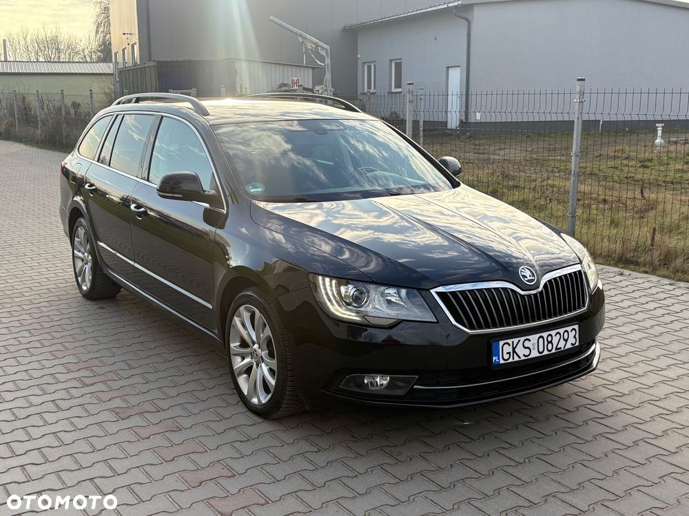 Skoda Superb 2.0 TDI Green tec DSG Elegance - 2