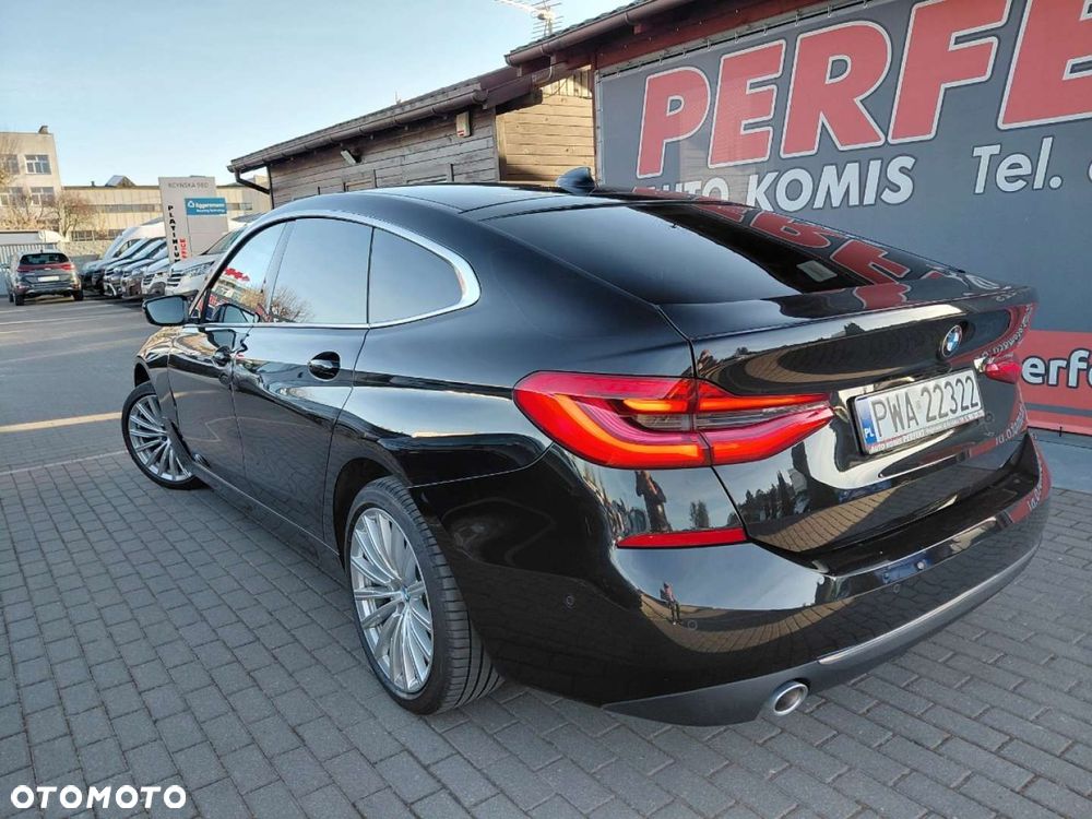 BMW 6GT - 6