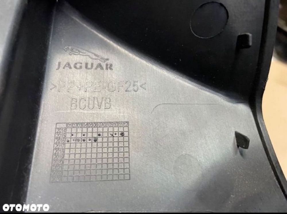 CM80517 osłona dolna kokpitu Jaguar f-pace x761 - 4