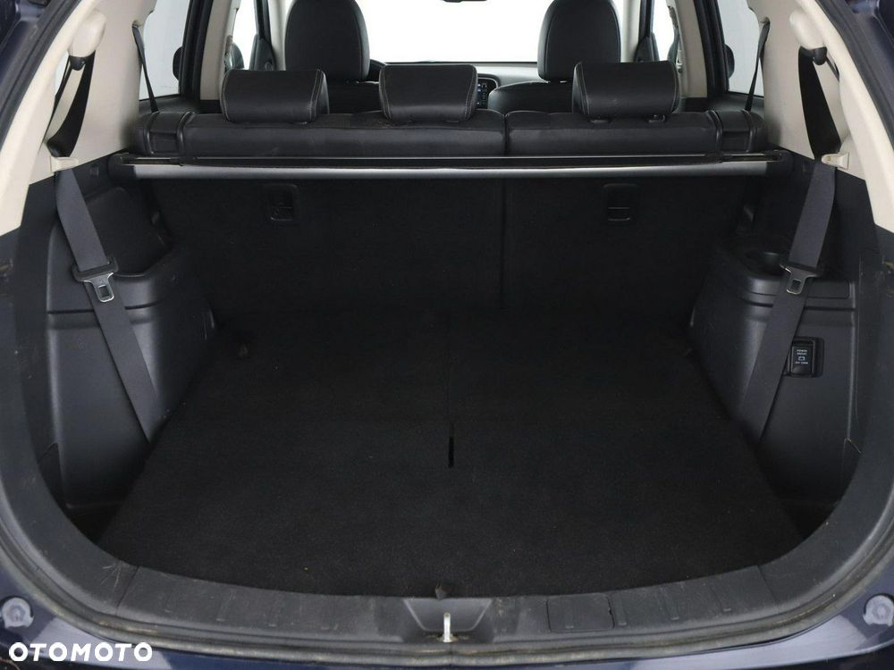 Mitsubishi Outlander 2.0 2WD CVT Diamant+ - 21