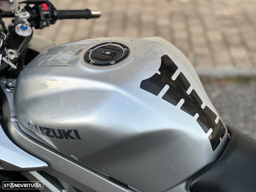 Suzuki SV SUZUKI SV1000S - 12