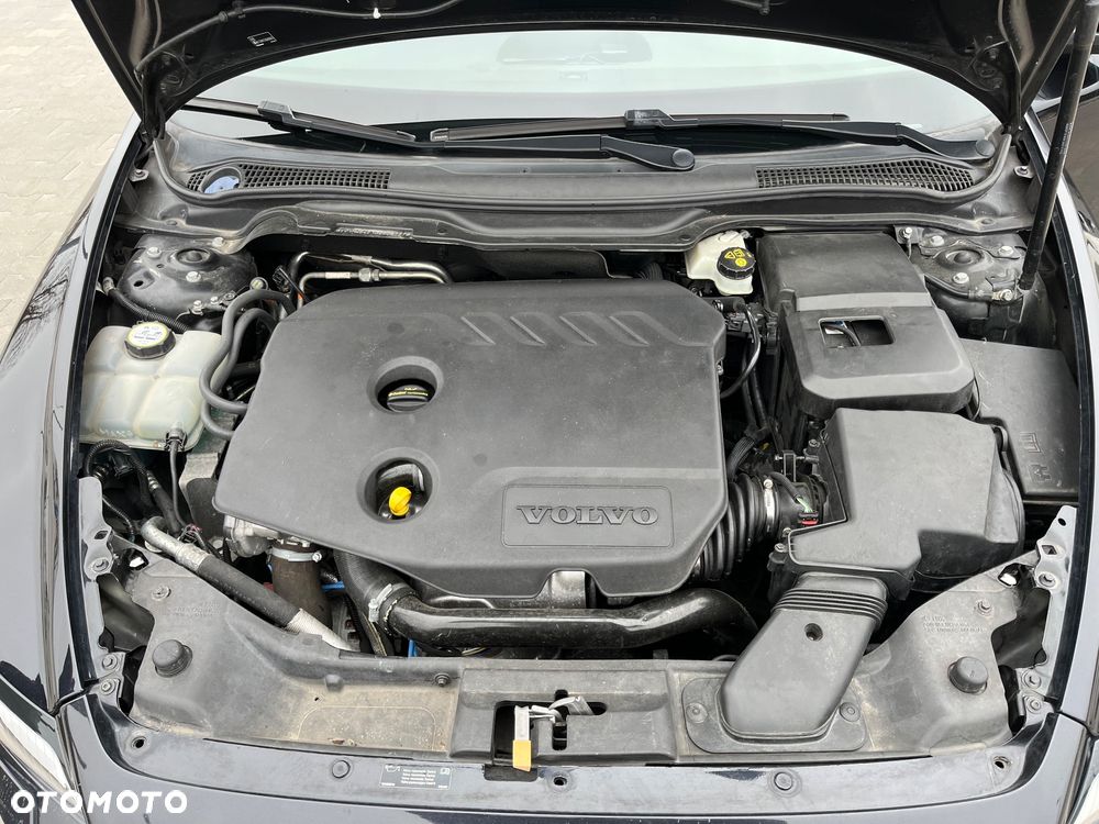 Volvo V50 D2 - 12