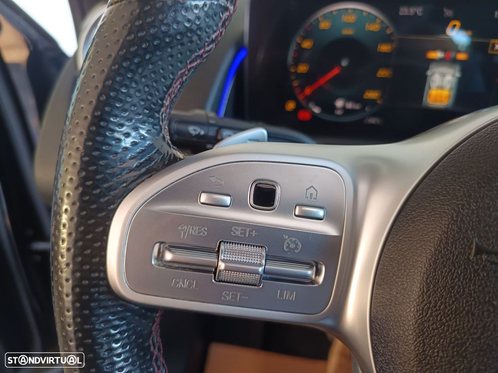 Mercedes-Benz GLB 180 d AMG Line - 36