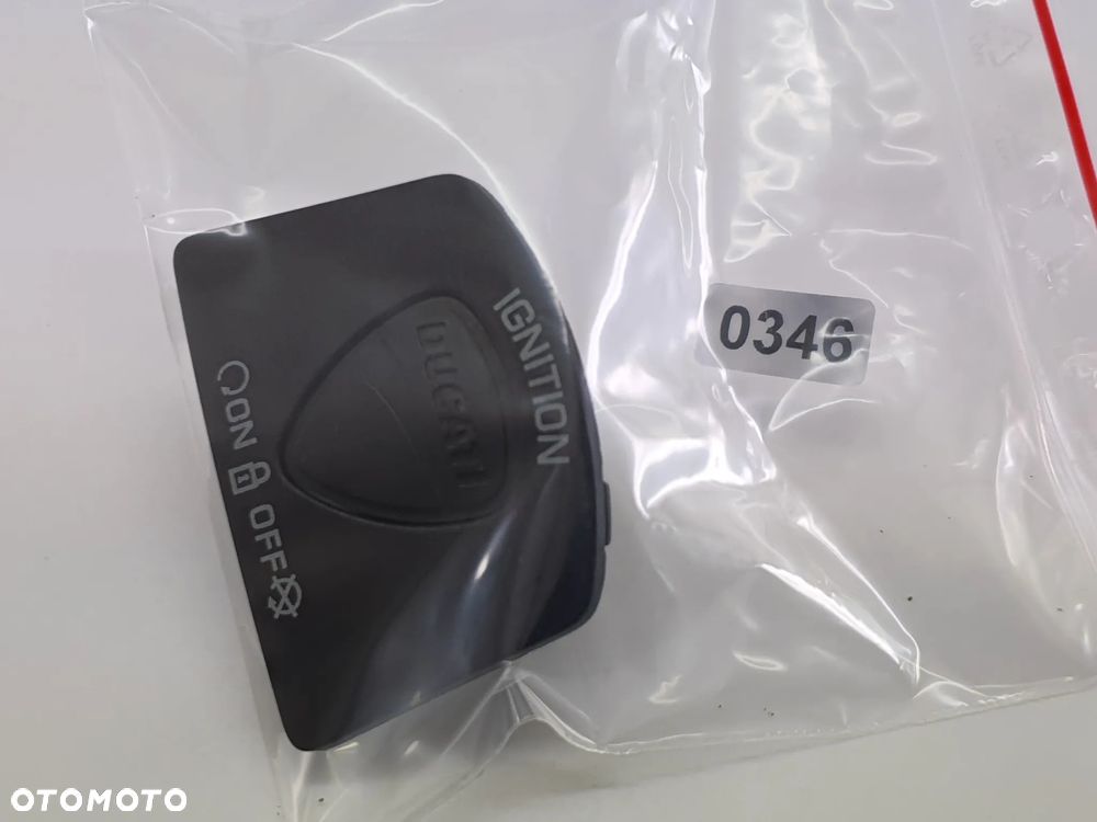PRZYCISK GUZIK ZAPLONU DUCATI DIAVEL MULTISTRADA - 9