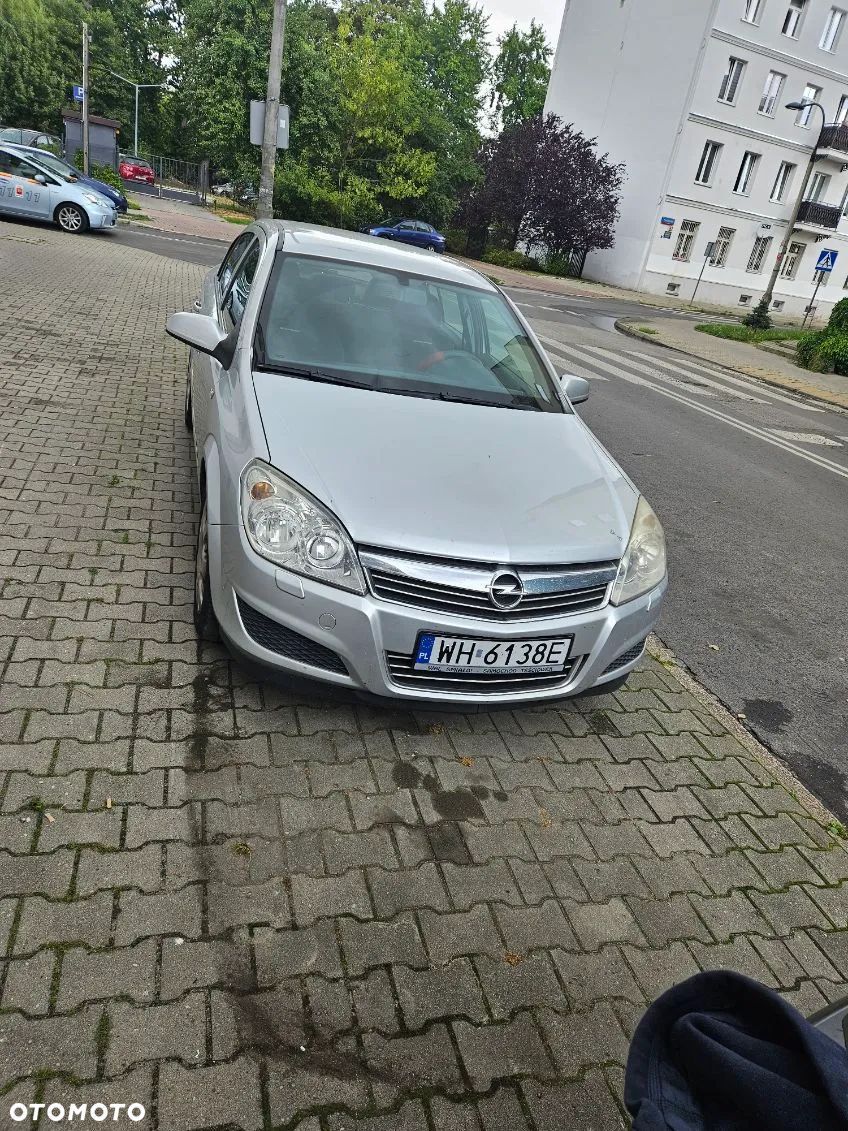 Opel Astra - 1